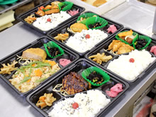 お弁当　製造